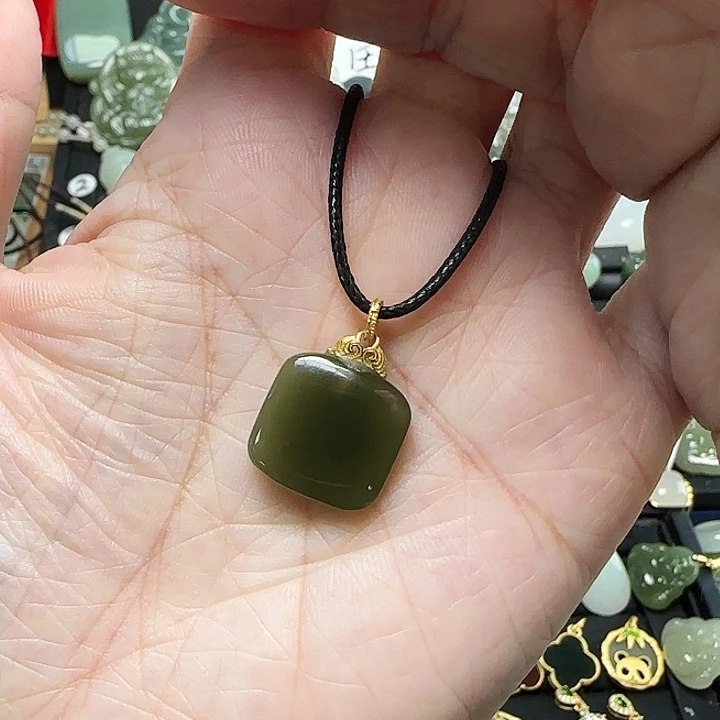 颈饰银S925镶嵌和田玉