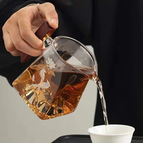 玻璃公道杯高硼硅加厚玻木柄侧把分茶器大容量茶海喜鹊观山杯X497