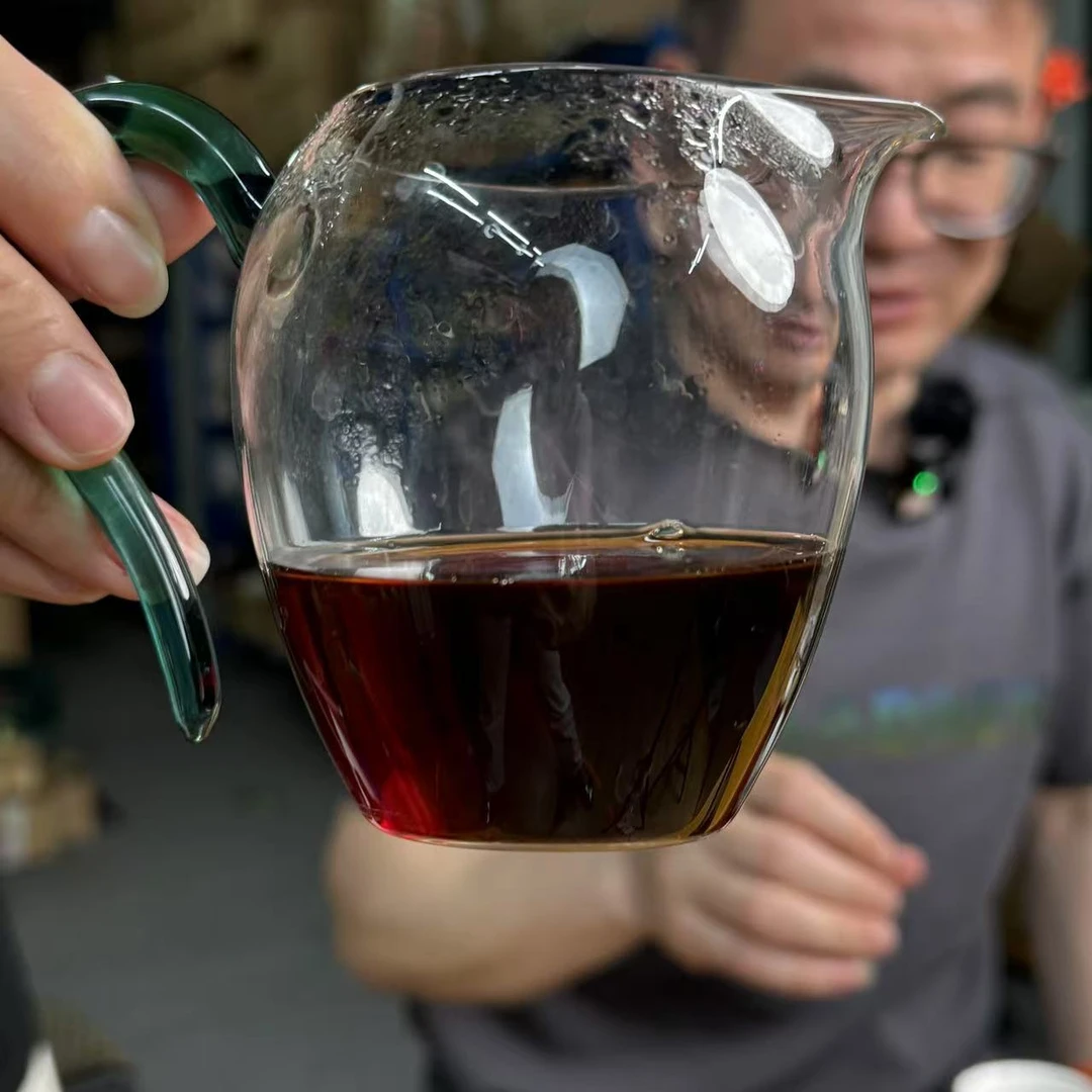 璇姐  八十年代水蓝印铁饼 老生茶饼