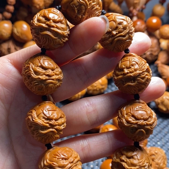 吊坠橄榄核钟馗头