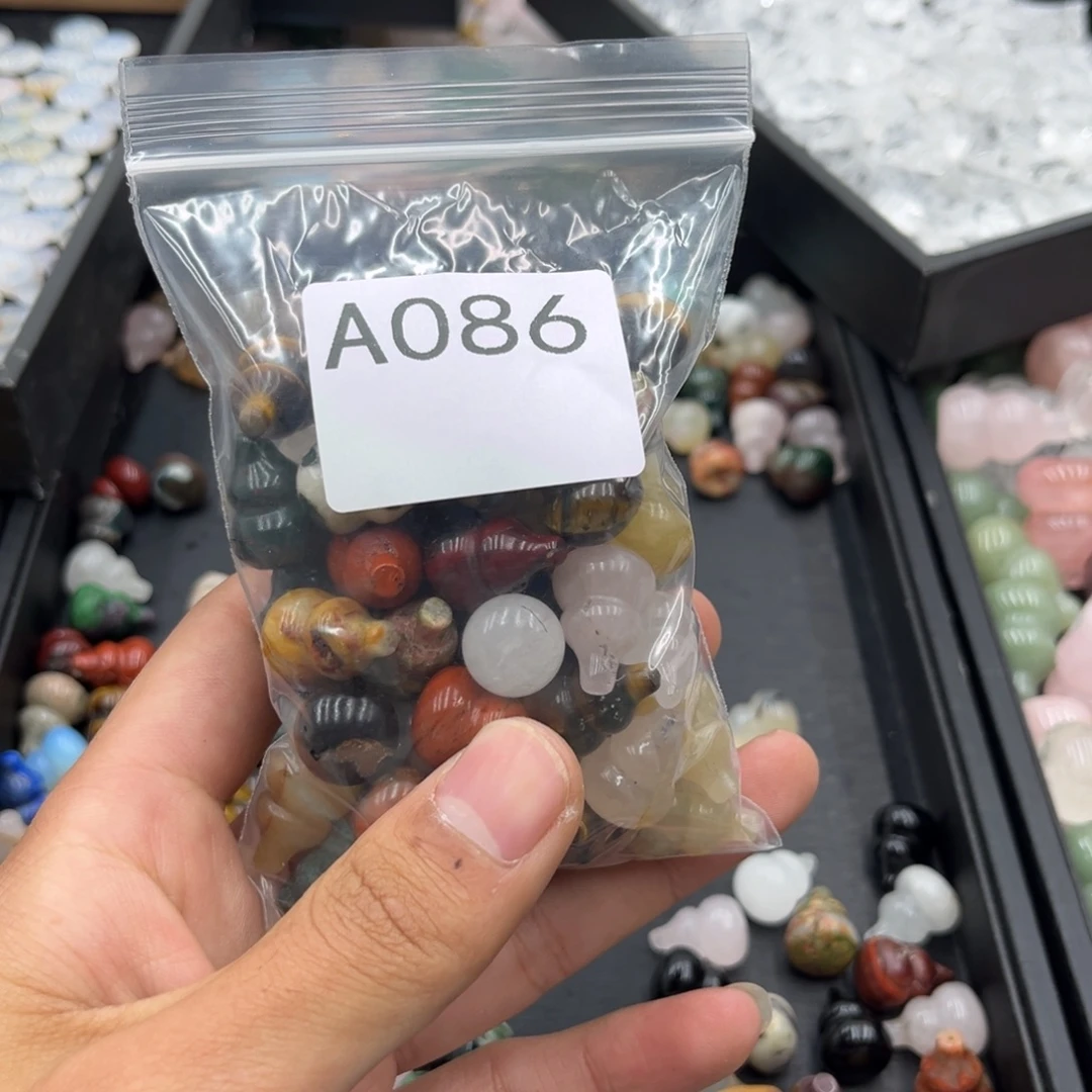 K***作玛瑙/玉髓合金颈饰