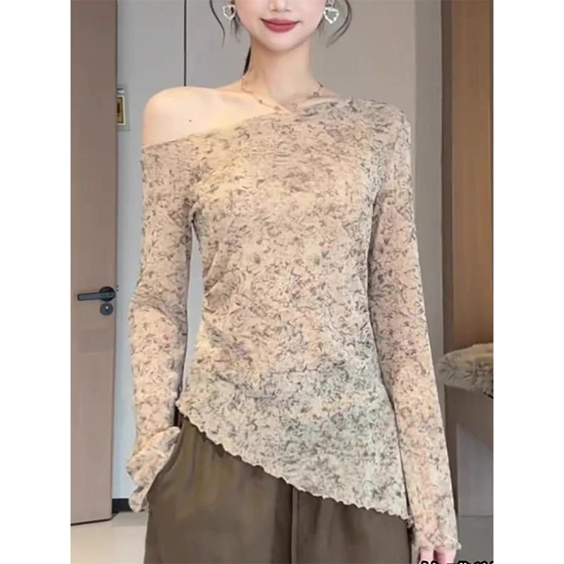 运补~2025秋季不规则针织衫女春秋高级感下摆设计感晕染修身上衣