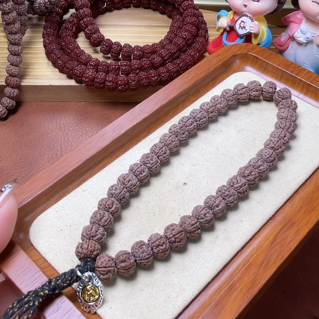黑***◕菩提老树王手持222666666