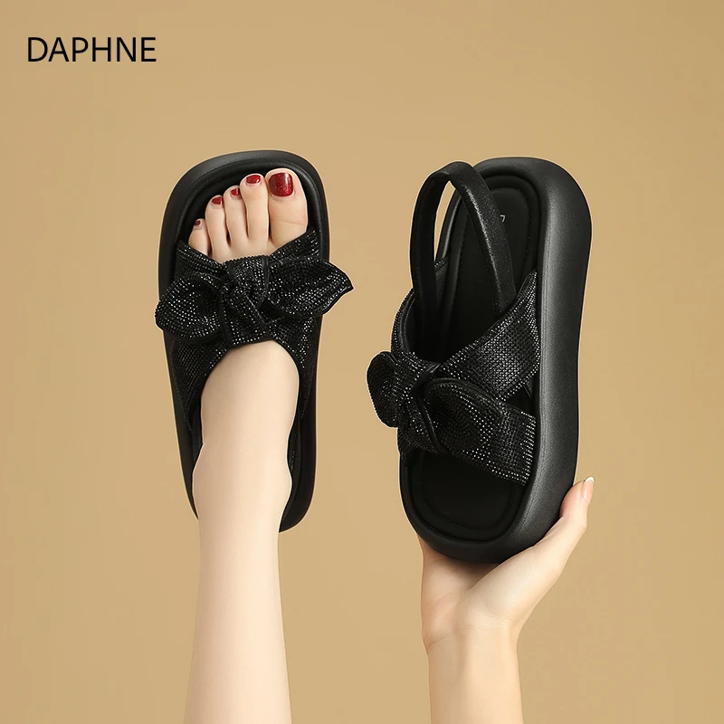 【璀璨星河】达芙妮2025夏季新款时装凉鞋耐磨云感休闲防水台凉鞋子