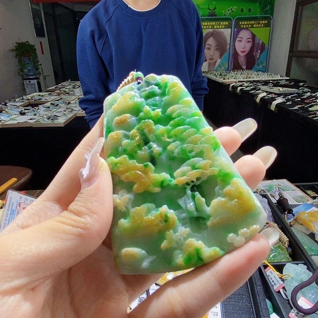颈饰未镶嵌翡翠翡翠
