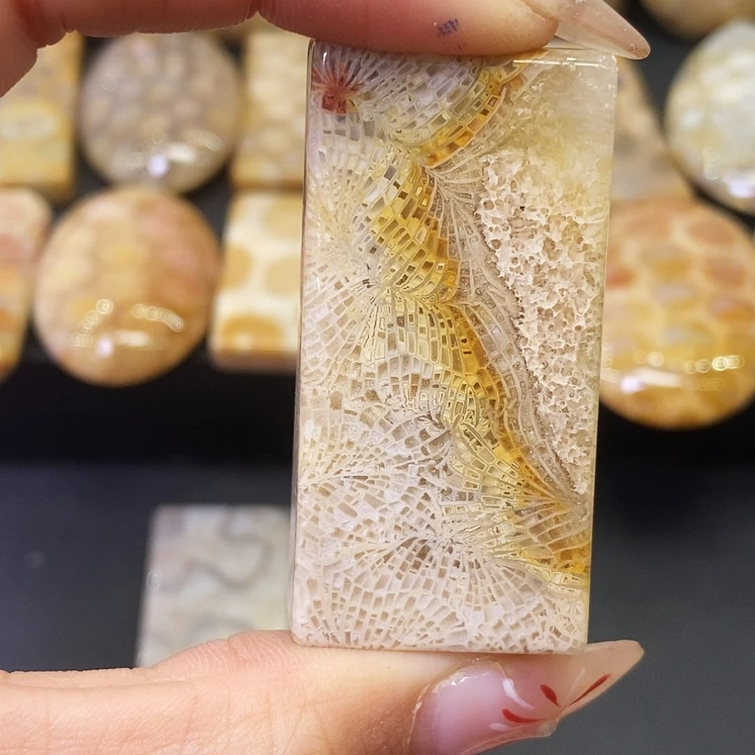 硅化玉颈饰合金花*落