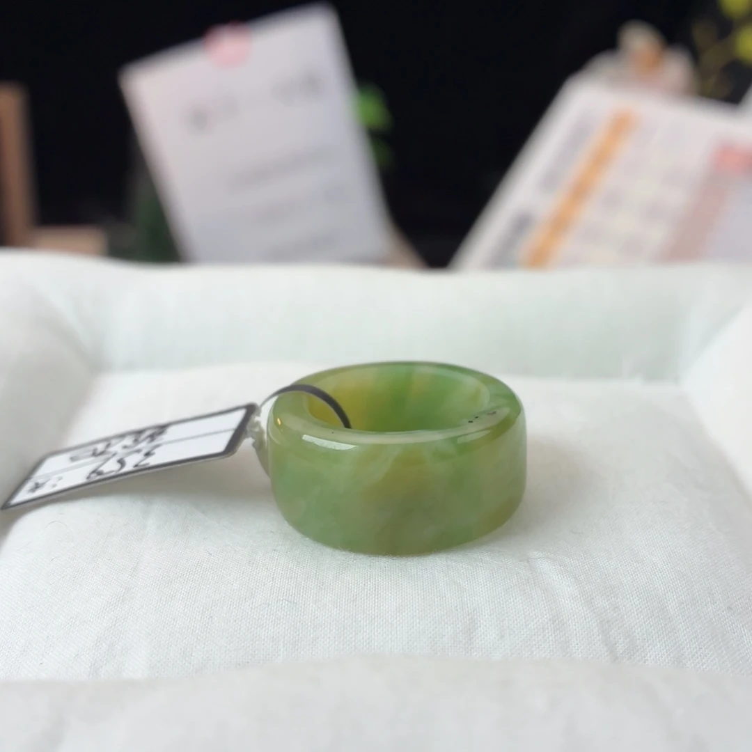 和田玉未镶嵌戒指c32黑羊洞圆切17.1不退换