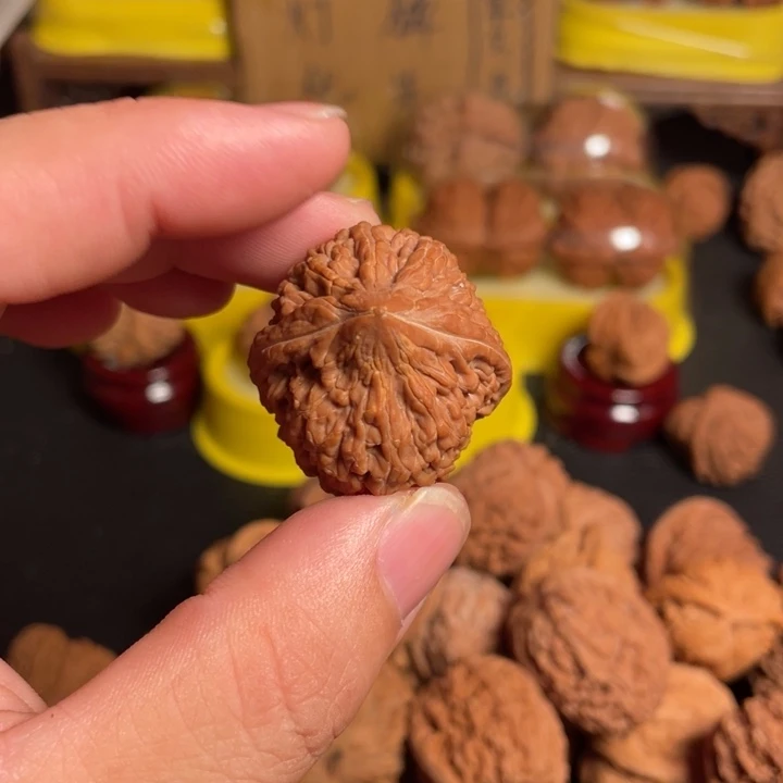 文玩核桃把件好*?核桃