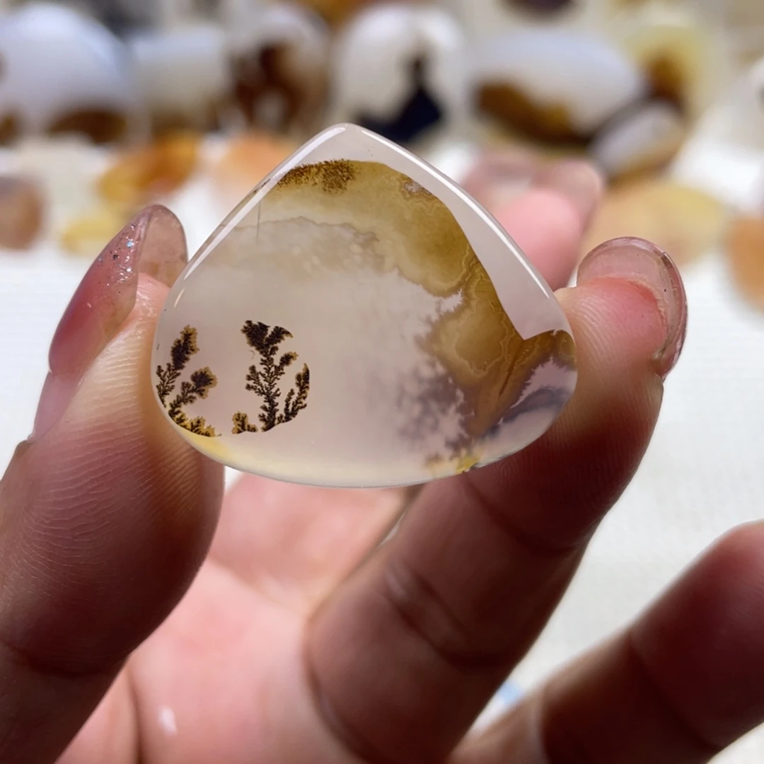 玛瑙/玉髓未镶嵌颈饰