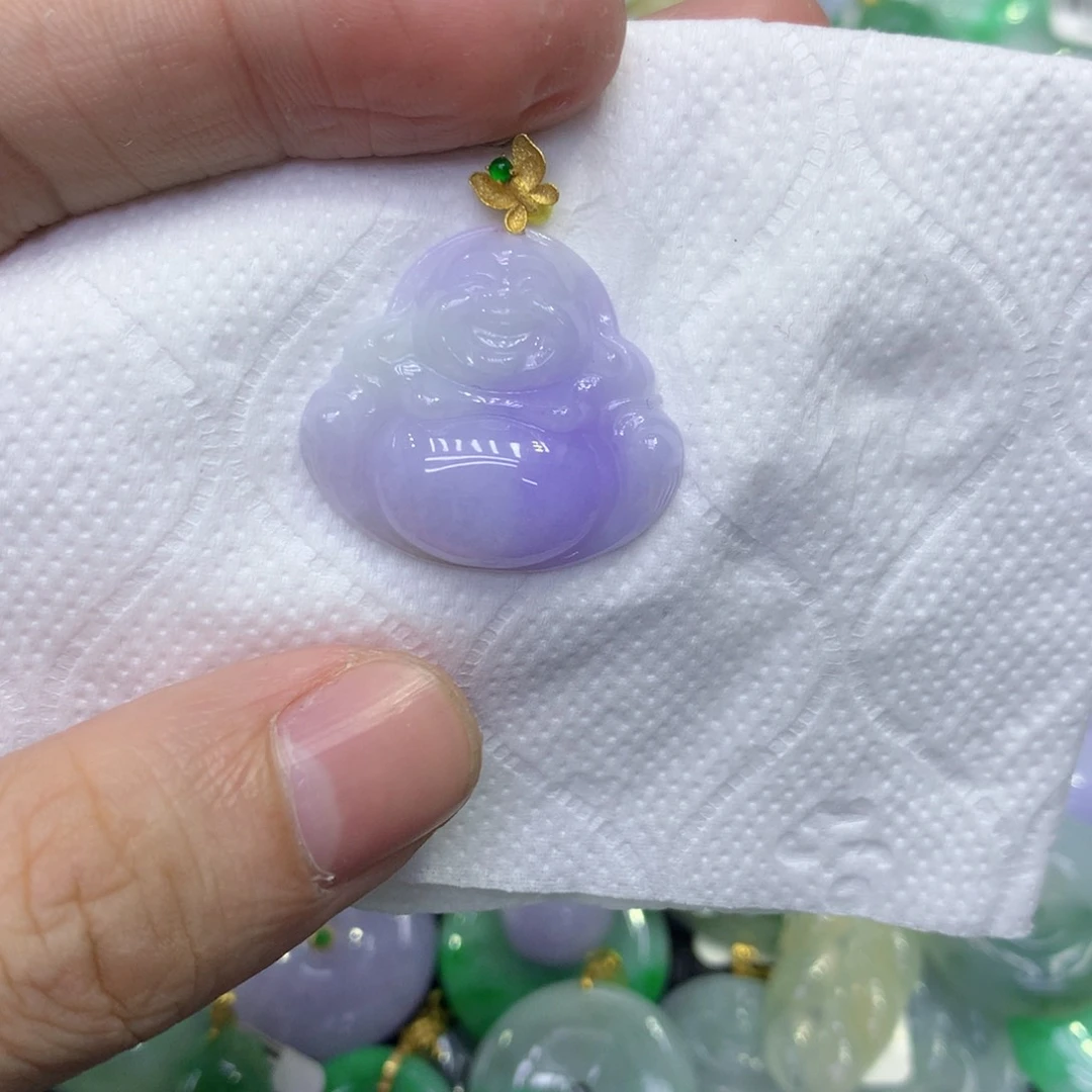 颈饰18K金镶嵌翡翠