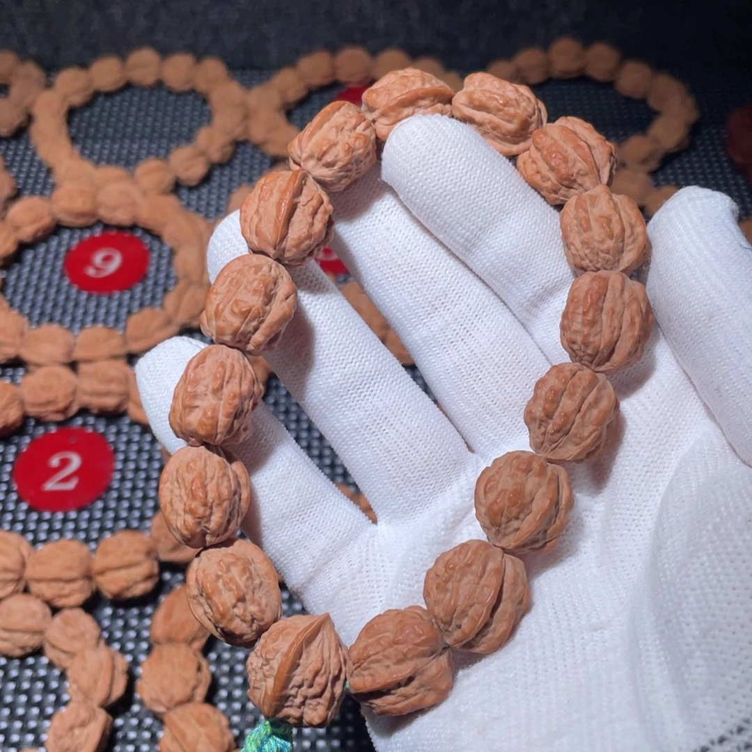 D***o文玩核桃手串嵩山蛤蟆头精品