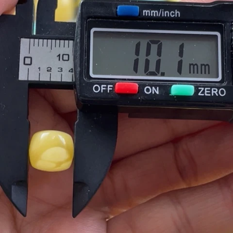 【闪购商品】未镶嵌蜜蜡裸石番**爹41号