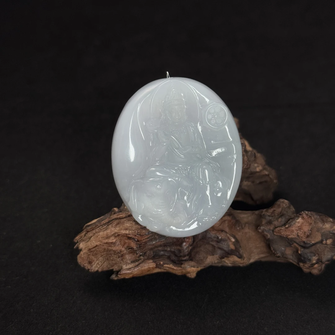 【诚翠拍品第九十八期午】翡翠32吊坠LLi5127