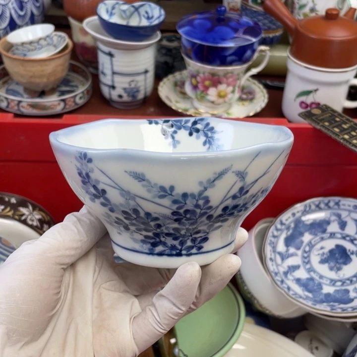 他家瓷器真美….开播了
