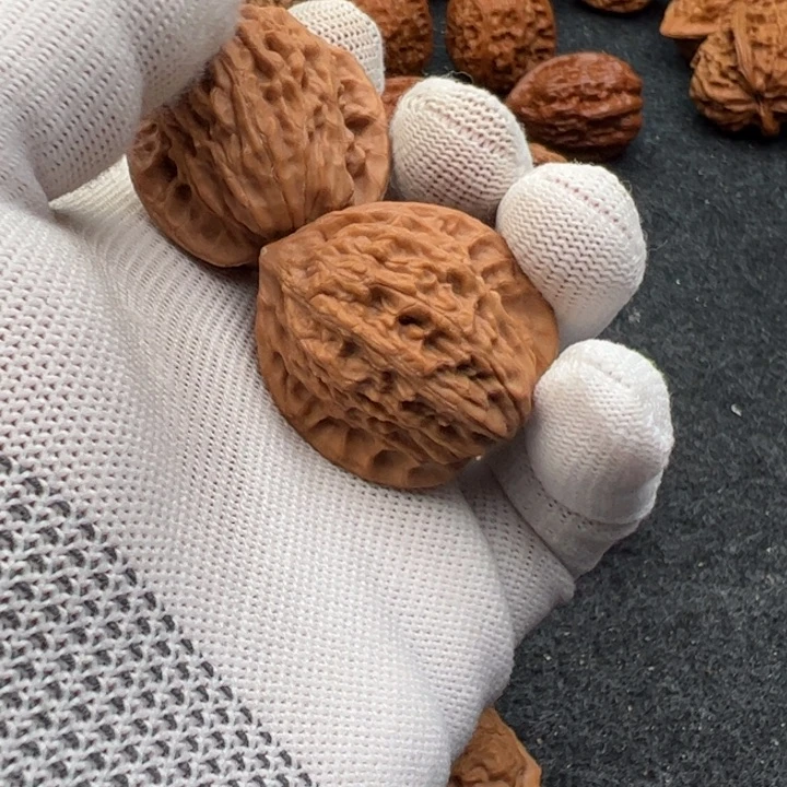 麻***。文玩核桃把件老款崔凯公子帽77