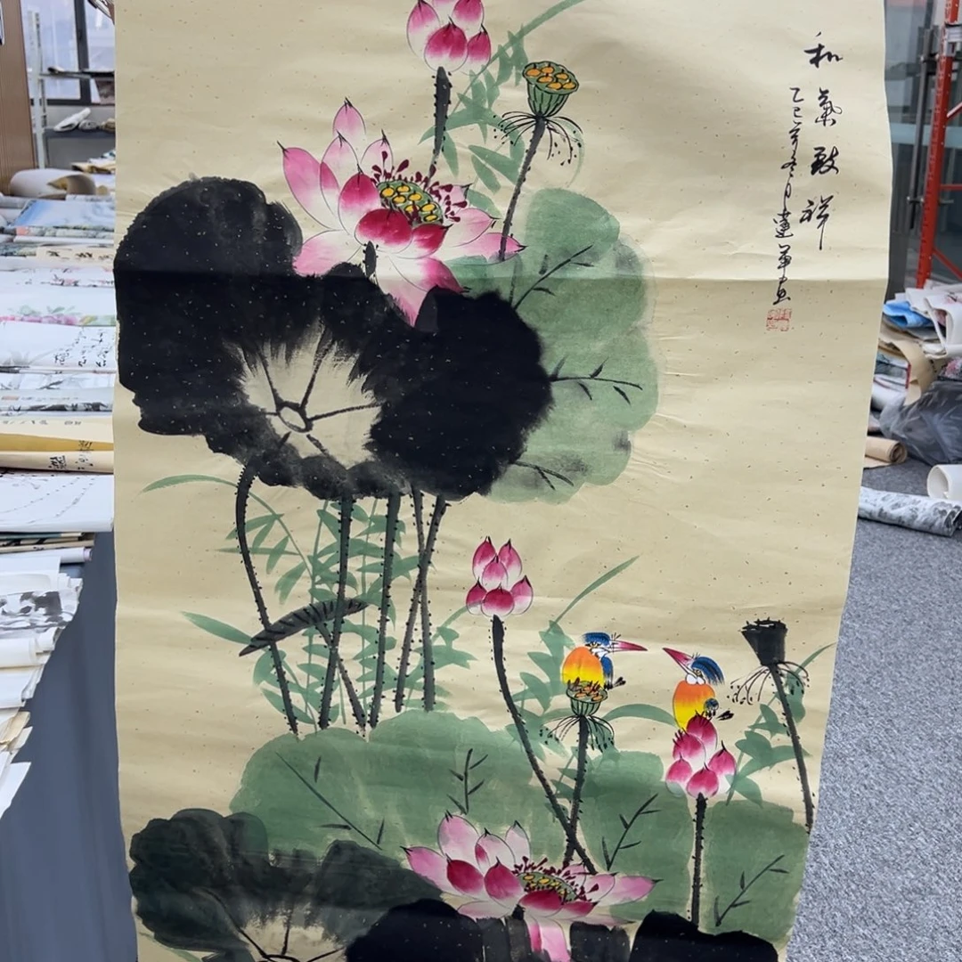 国画卖字画的小男孩