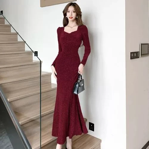 高级感长袖鱼尾连衣裙时尚气质礼服裙性感显瘦包臀裙