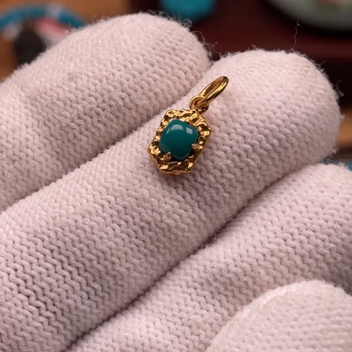 绿松石18K金镶嵌珠宝奇石