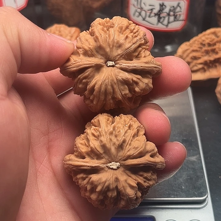 文玩核桃把件粗筋45