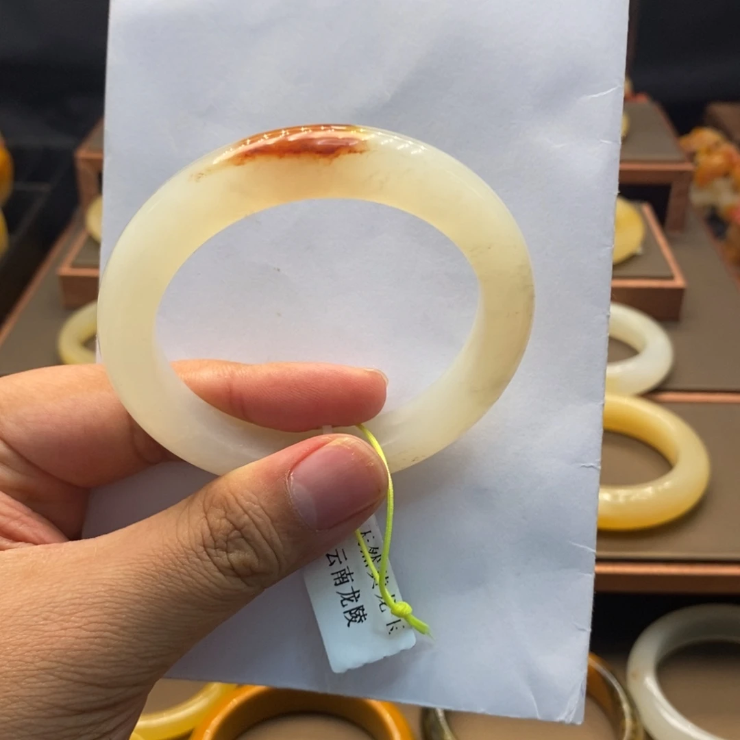 石英质玉（黄龙玉）未镶嵌手镯7