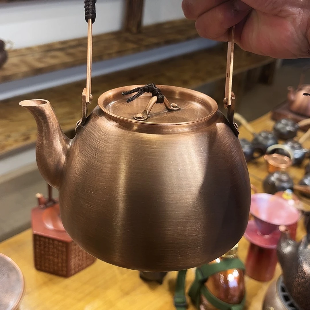 1升大壶手工锻打工艺