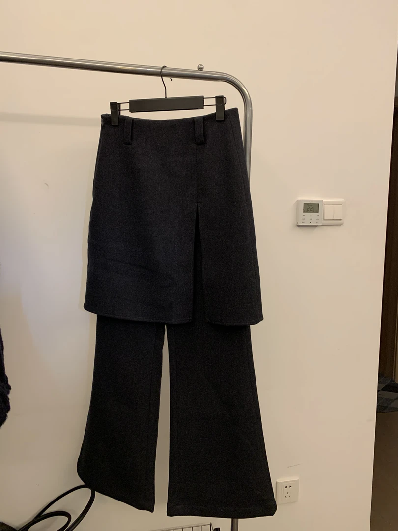 层次感-人字纹高品羊毛裤气质显瘦屁帘裤