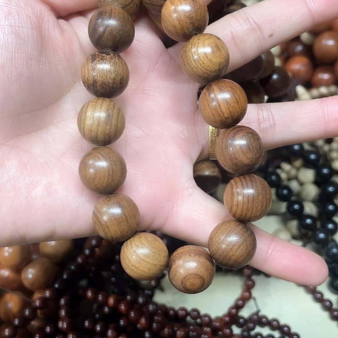 维腊木（绿檀）无事牌