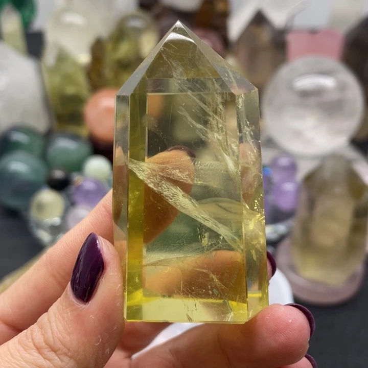 水晶30未镶嵌黄水柱
