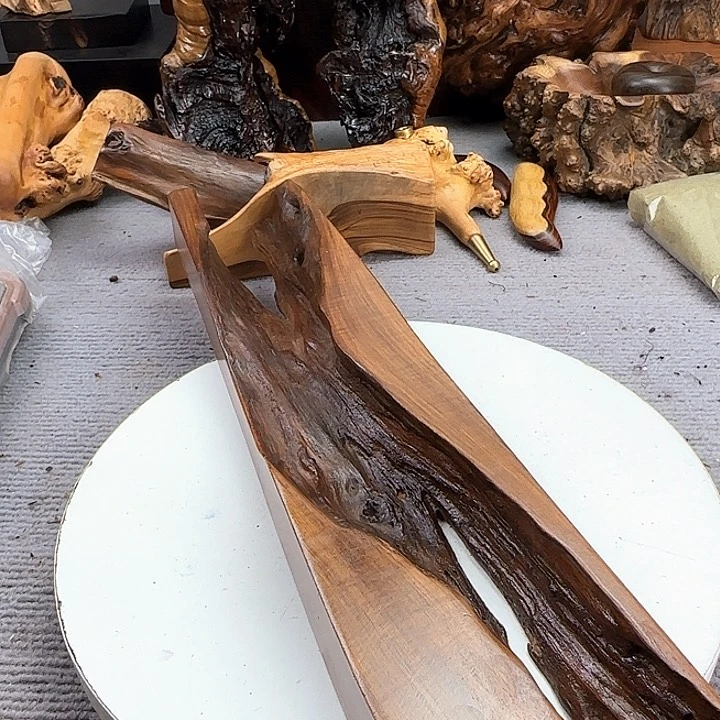 大果紫檀（缅甸花梨）另*为