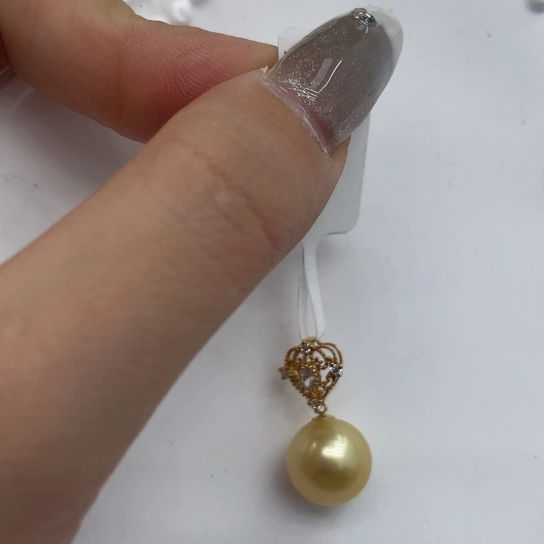 海水珍珠吊坠(不含链)18K金镶嵌