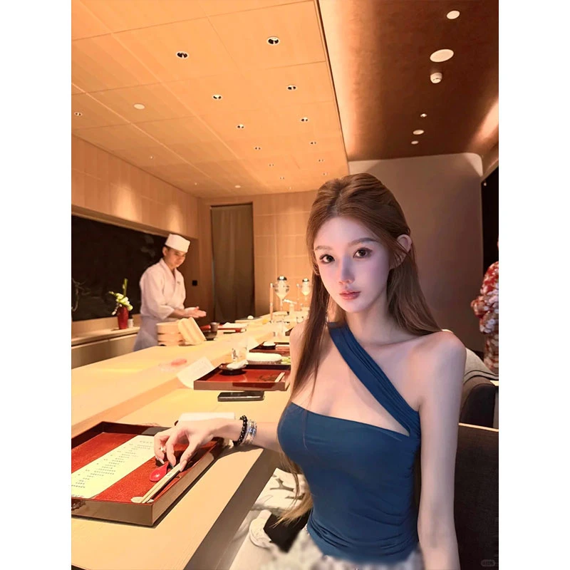 2025年夏季新品纯欲风性感辣妹斜肩上衣印花收腰显瘦长裤时尚套装