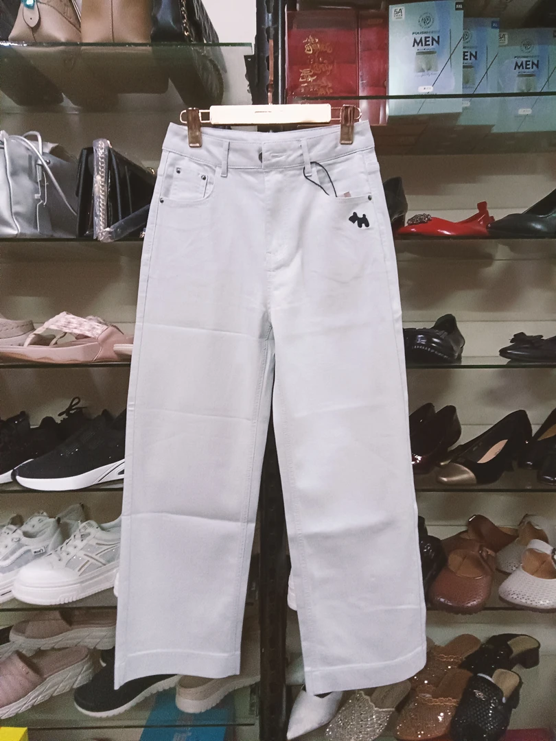 【成田细娜服装】春款上新！时尚直筒裤