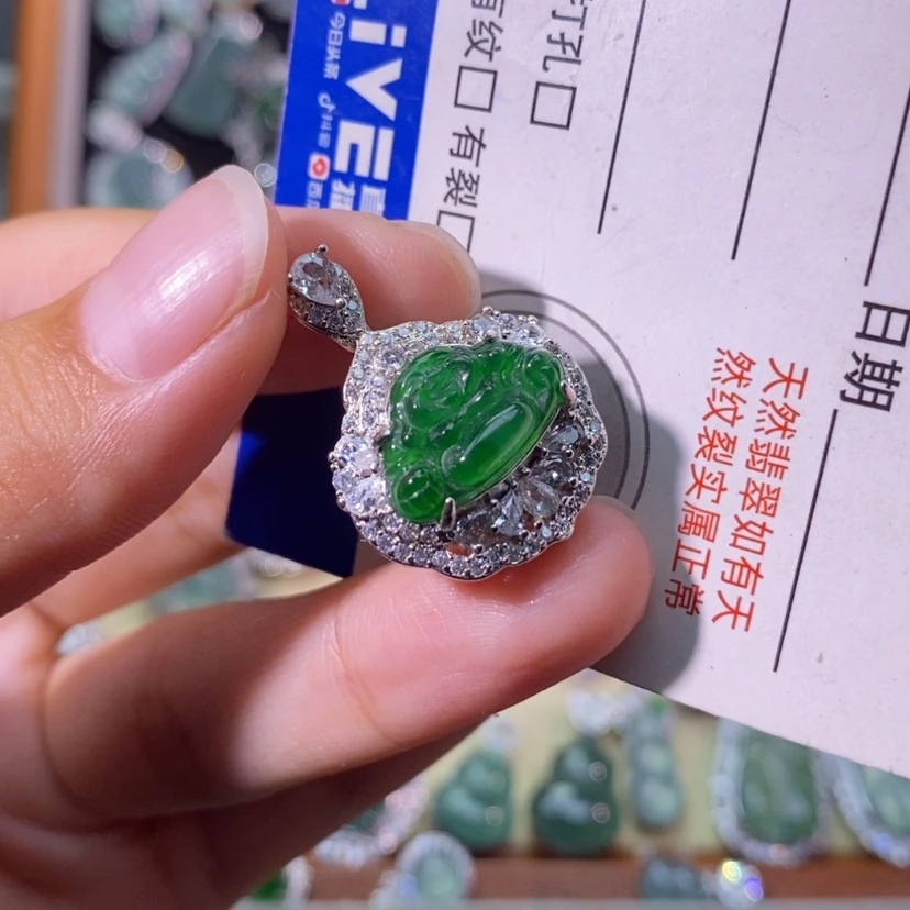 【闪购商品】颈饰未镶嵌翡翠运****.