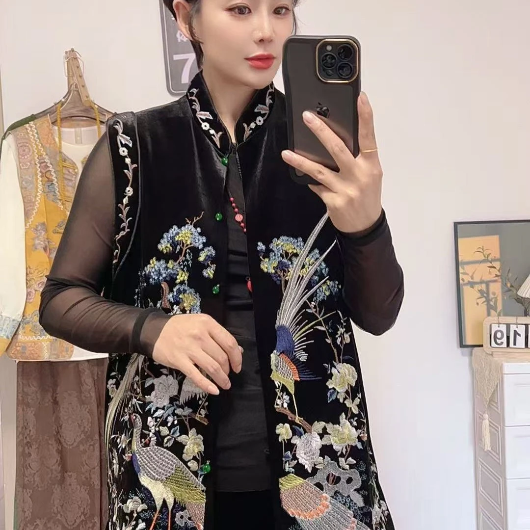 欧货胖妹妹彩色刺绣马甲2025年秋季丝绒国风精致时尚立领马甲外套