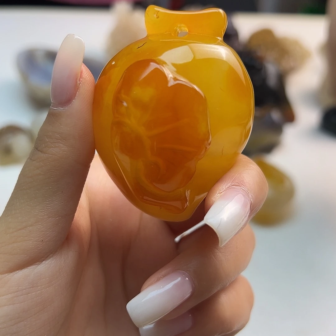 玛瑙/玉髓未镶嵌颈饰