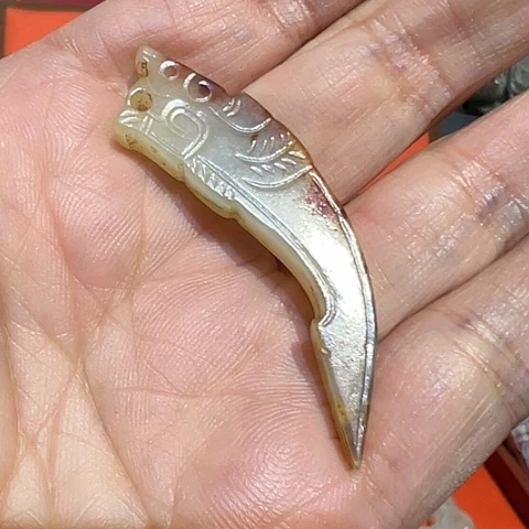 未镶嵌和田玉（糖玉）珠宝奇石