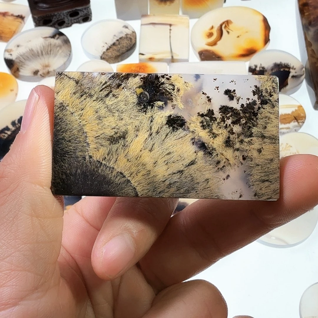 玛瑙/玉髓未镶嵌珠宝半成品