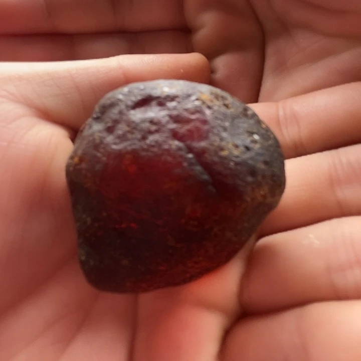 定制琥珀未镶嵌抠***脸纯天然蜜蜡吊坠