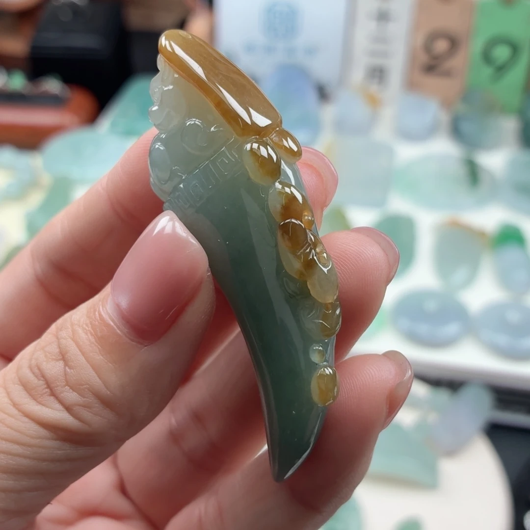 定制翡翠未镶嵌天然A货翡翠