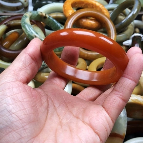 蛇纹石玉手镯未镶嵌爱****！