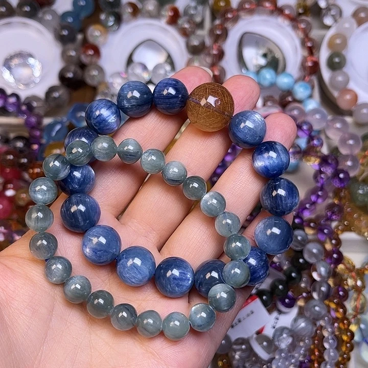 淮***锦水晶手链未镶嵌蓝晶石