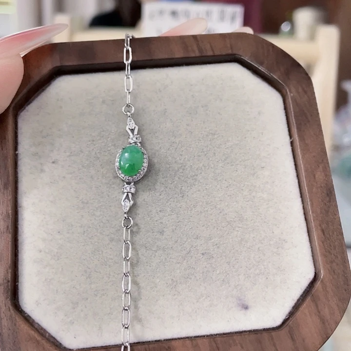 翡翠未镶嵌颈饰天然翡翠Ａ货