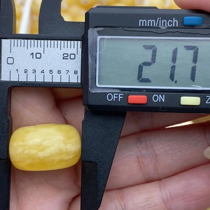 未镶嵌琥珀裸石蜜蜡墩子微微瑕疵