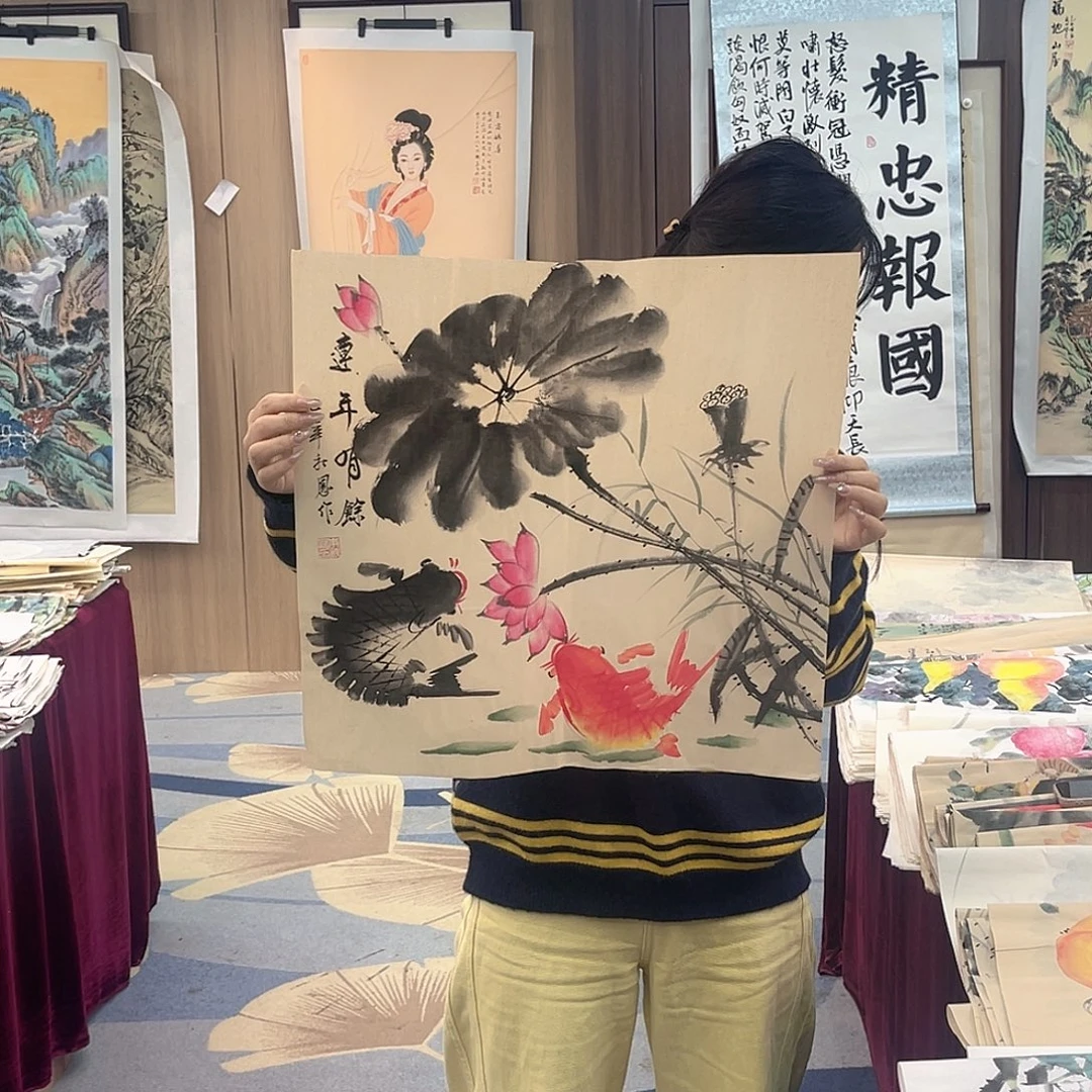 国画美女今天早上画画