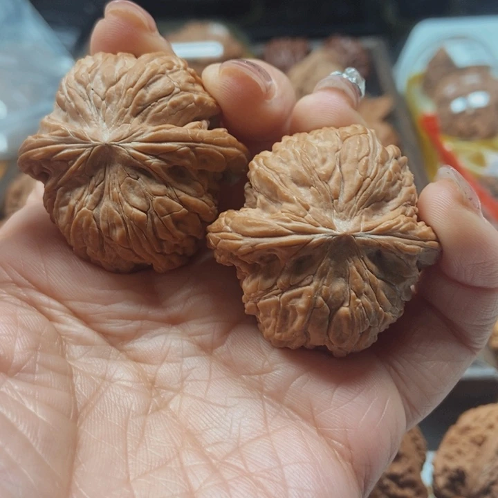 文玩核桃吊坠磨盘