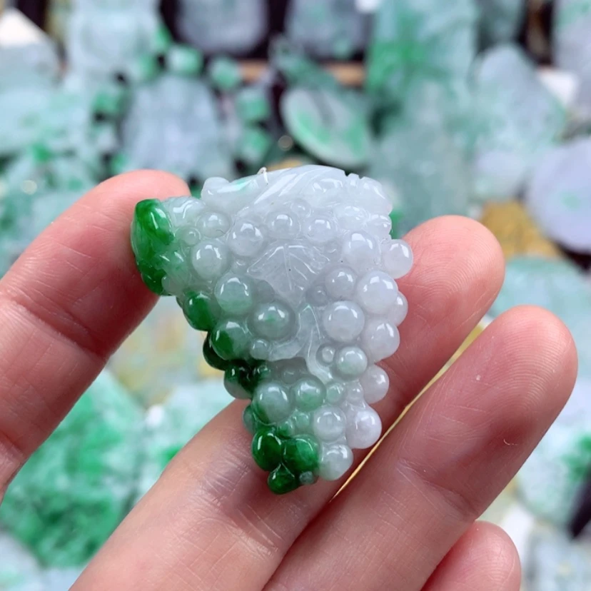 【闪购商品】翡翠吊坠(不含链)未镶嵌