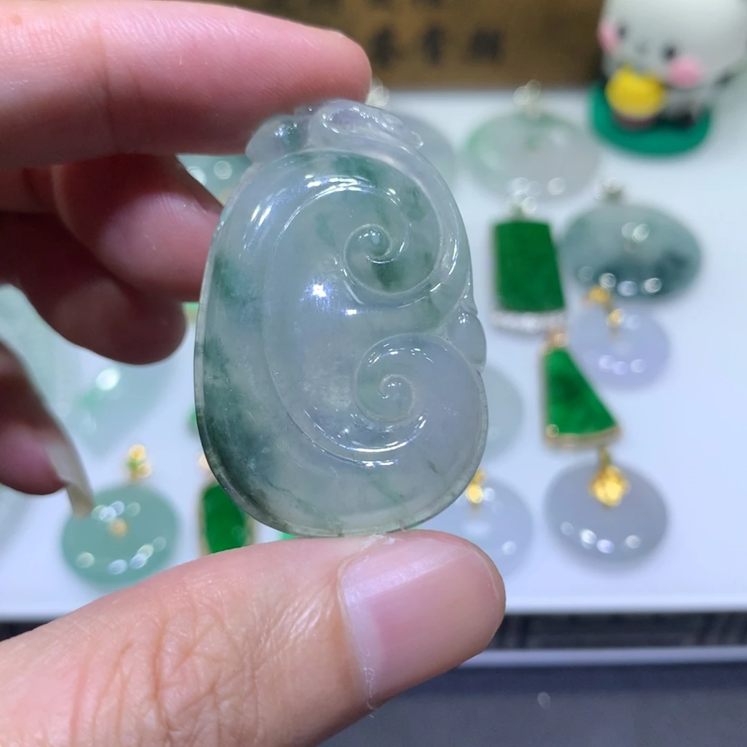 翡翠未镶嵌吊坠(不含链)