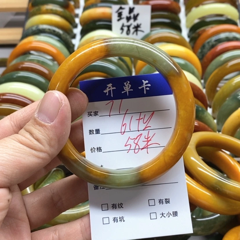 【闪购商品】蛇纹石玉手镯未镶嵌清*欢