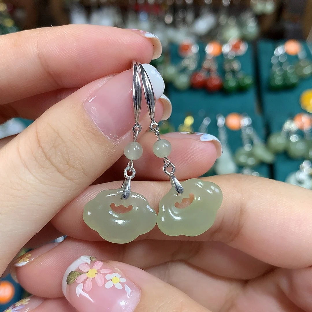 和田玉银S925镶嵌耳饰祥云如意卡16mm左右