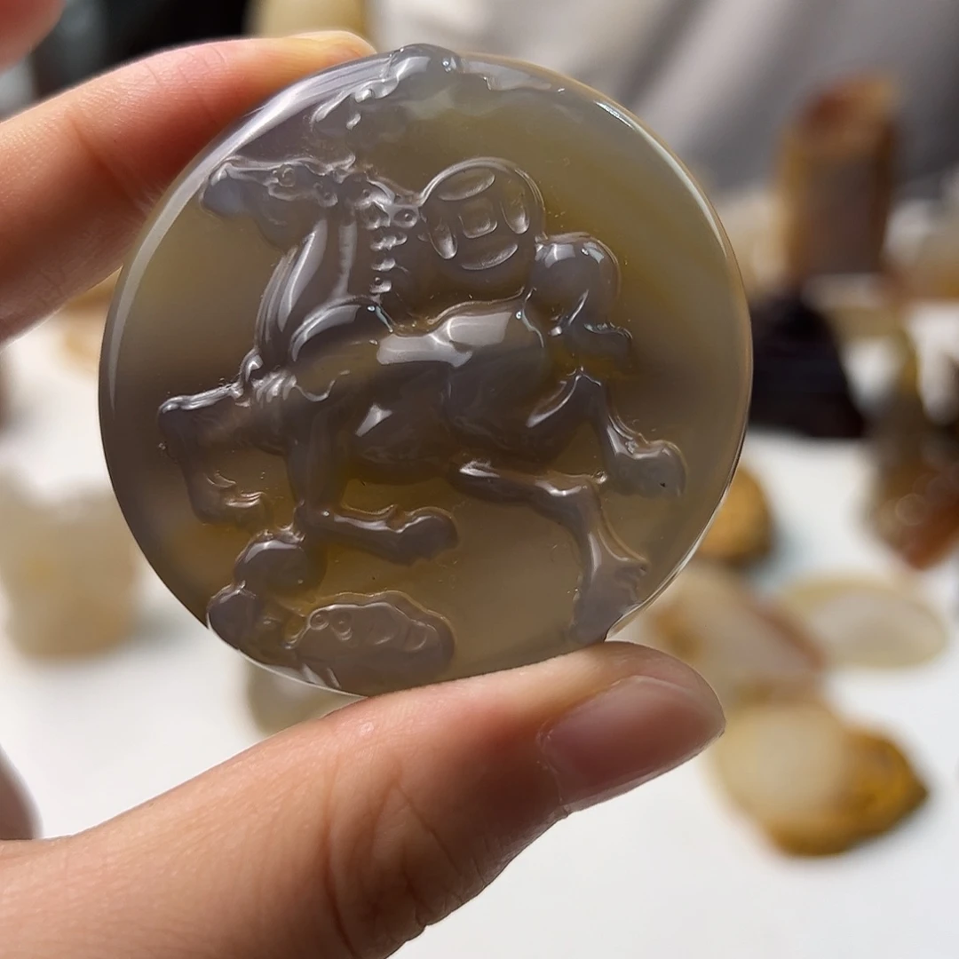 未镶嵌颈饰玛瑙/玉髓